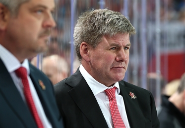 Питерс — тренер Канады